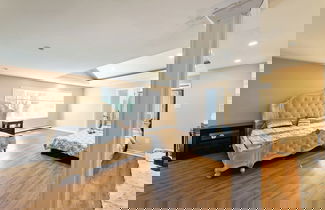 Photo 2 - LUXURY BAY SHORE HOME