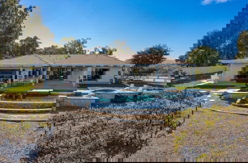 Photo 43 - Summit Ranch by Avantstay Infinity Pool Views