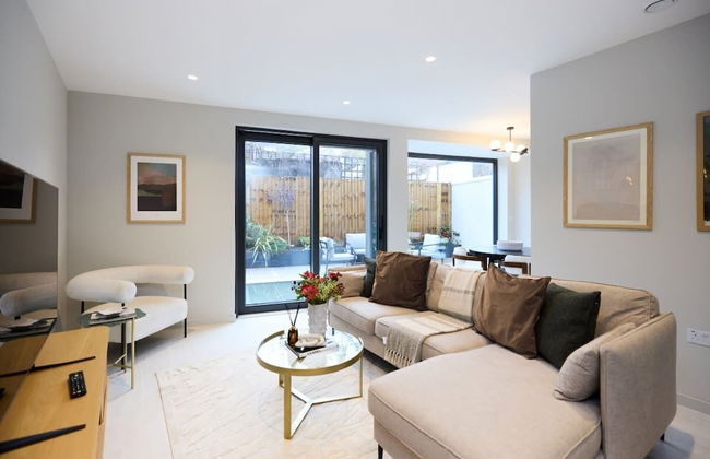 The Letchford Garden Mews - Elegant 2bdr House With Garden & Patio - Foto 28