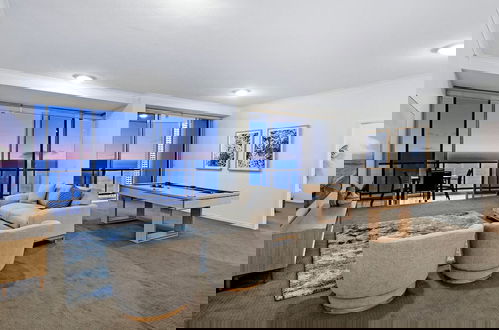 Foto 5 - Level 45 Luxury Sub-Penthouse in Surfers