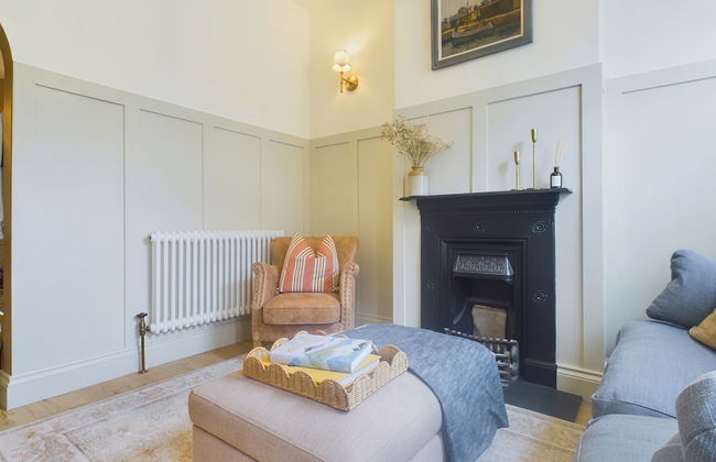 Seaside Cottage Retreat in Leigh-on-sea - Photo 15