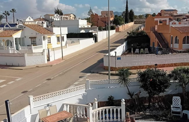 Sunny Villa Retreat in Murcia - Foto 12