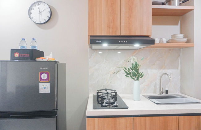 Comfortable Studio Room at LRT City Jatibening - Photo 13