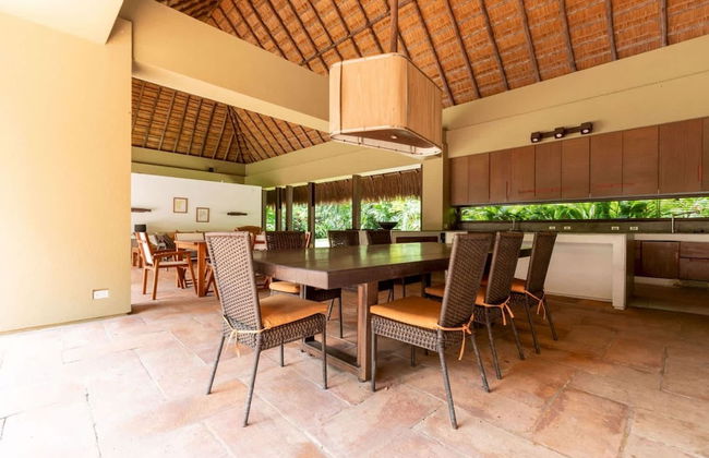 Atonishing 5BR Villa at Mesa de Yeguas - Foto 7