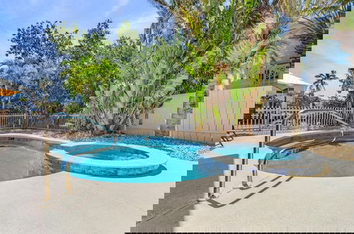 Foto 25 - 21591/3 Waterfront Duplex With Pool And Spa - Manor 4 Bedroom Home