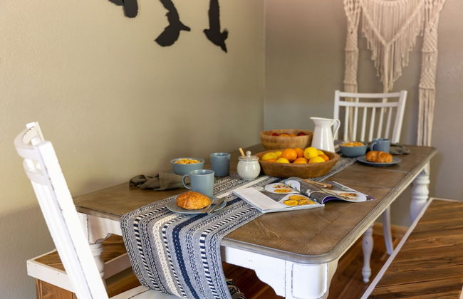 Sweet Pine by Avantstay Cozy Character Cottage in Tahoma - Foto 13