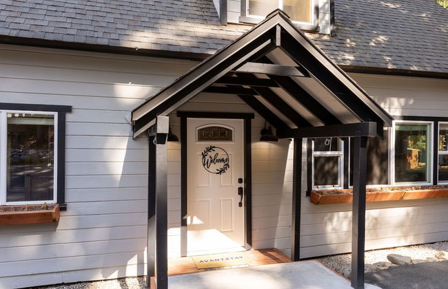 Sweet Pine by Avantstay Cozy Character Cottage in Tahoma - Foto 29