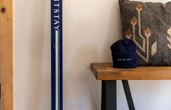 Sweet Pine by Avantstay Cozy Character Cottage in Tahoma - Foto 16