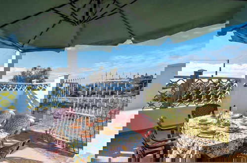 Foto 1 - Sunny Haven Villa In Torre Lapillo