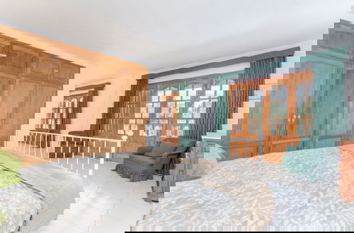 Photo 5 - Villa With Private Pool