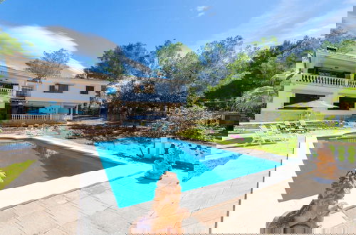Photo 35 - Villa With Private Pool