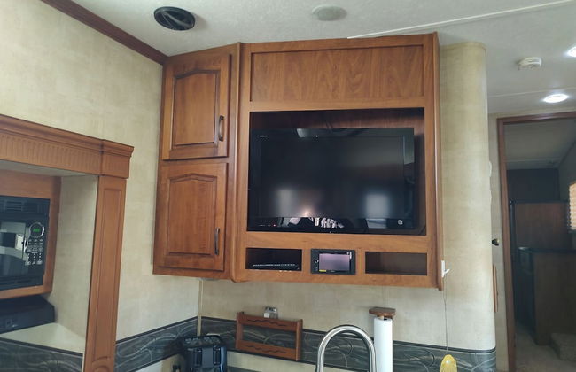 Ballard RV Park and cabin rentals - Photo 4