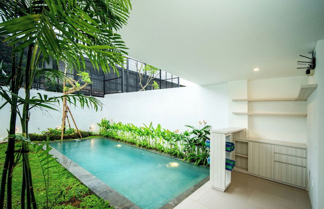 Artha Villa Pererenan By Fays Hospitality - Photo 1