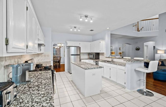Perfect Frisco Home for Relocating Families Fun - Photo 9