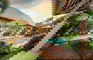 Foto 1 - Villa Moju by Alfred in Bali - Tropical 3BR Escape w Private Pool Lush Garden in Bumbak Canggu