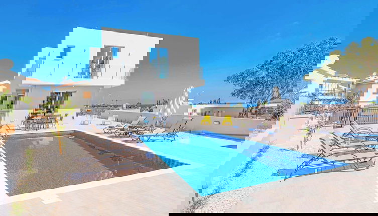 Foto 1 - Villa Gelos