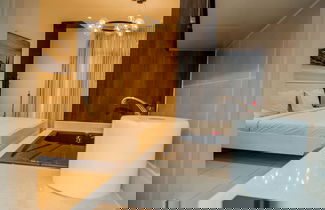 Foto 2 - Luxury Apartment at Embassy