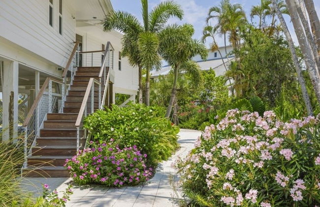 Arcadia-stunning Gulf Front Beauty! 4 Bedroom Home by RedAwning - Photo 41