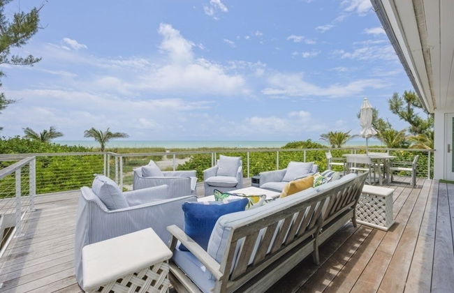 Arcadia-stunning Gulf Front Beauty! 4 Bedroom Home by RedAwning - Photo 38