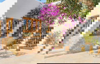 Foto 1 - Holiday Home With Spacious Rooms