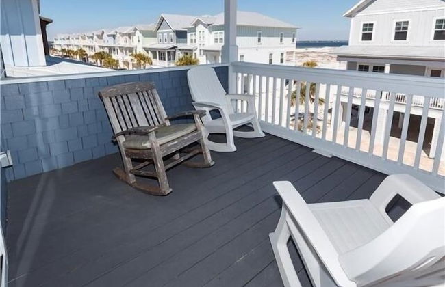 Sea View Play 3 Bedroom Home by RedAwning - Foto 22