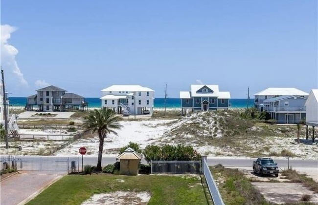 Sea View Play 3 Bedroom Home by RedAwning - Foto 41