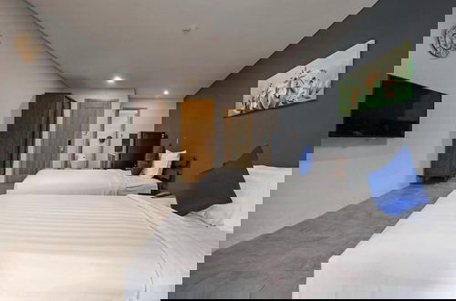 Photo 12 - DOMA by HSuites Hotel & Apartment