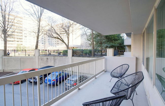 Fantastic 2BR Condo with Gym - Foto 26