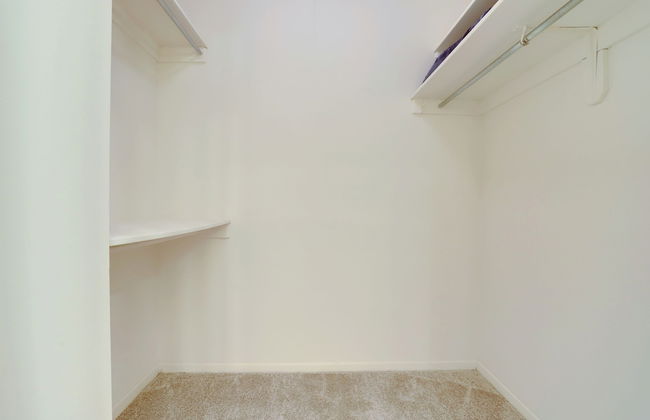 Fantastic 2BR Condo with Gym - Foto 30