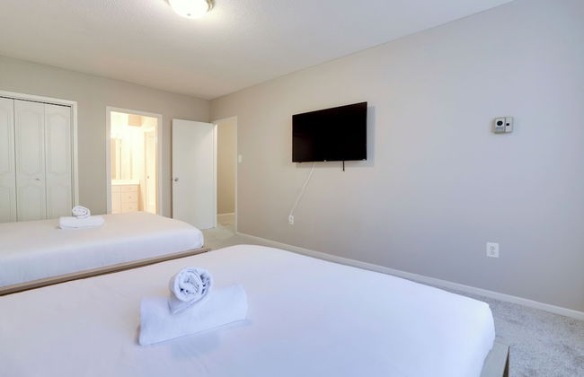 Fantastic 2BR Condo with Gym - Foto 7