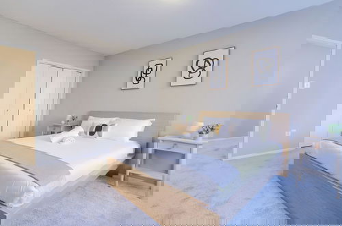Foto 4 - Fantastic 2BR Condo with Gym