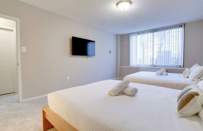 Fantastic 2BR Condo with Gym - Foto 5