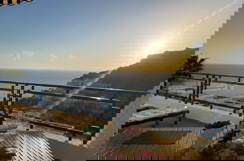 Foto 42 - Sunny Modern Apartment - Sea View and Beach Access
