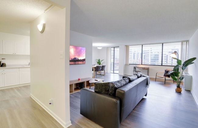 Stay with Comfort in Crystal City - Foto 19