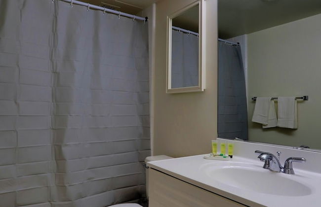 Stay with Comfort in Crystal City - Foto 39