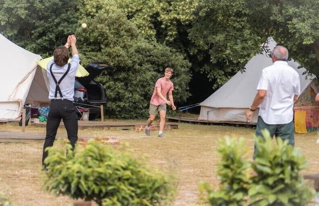 Bell Tent Glamping - Foto 20
