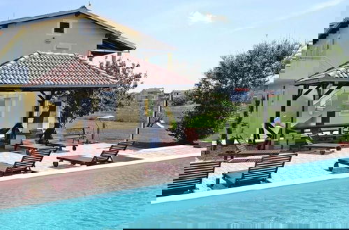 Foto 1 - Apartment in Privlaka With sea Beach