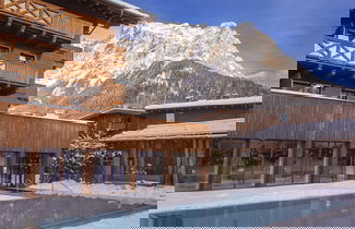 Foto 1 - Inviting Chalet With Pool in Tyrol