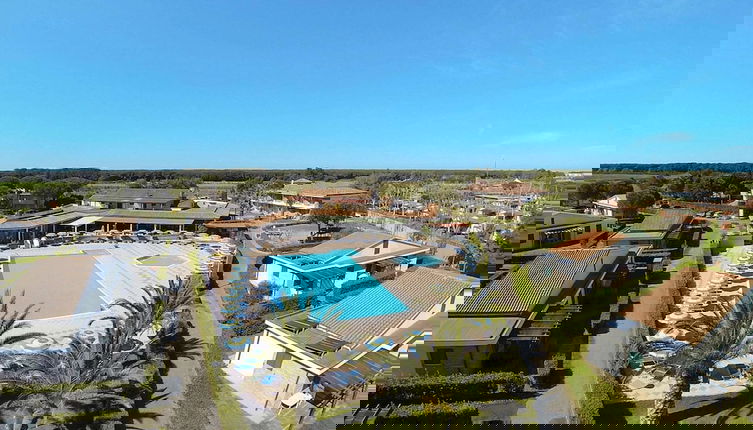 Foto 1 - Apartment in Cecina Mare With Outdoor Pool