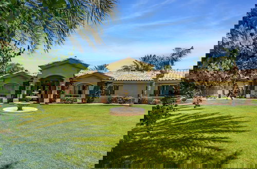 Foto 55 - The Date Palm Estate by Avantstay Luxurious Private Retreat