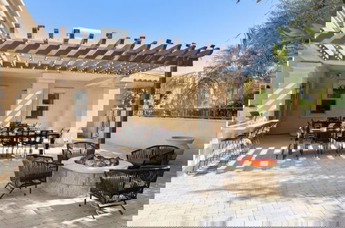 Foto 7 - The Date Palm Estate by Avantstay Luxurious Private Retreat