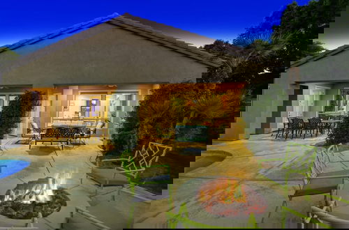 Foto 4 - Songbird by Avantstay Pool Spa Firepit Tons of Outdoor Seating