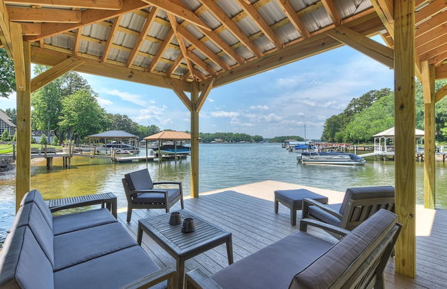Dock Holiday by Avantstay Custom Home New Dock - Foto 1