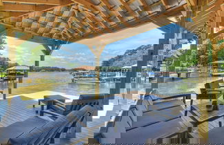 Foto 1 - Dock Holiday by Avantstay Custom Home New Dock