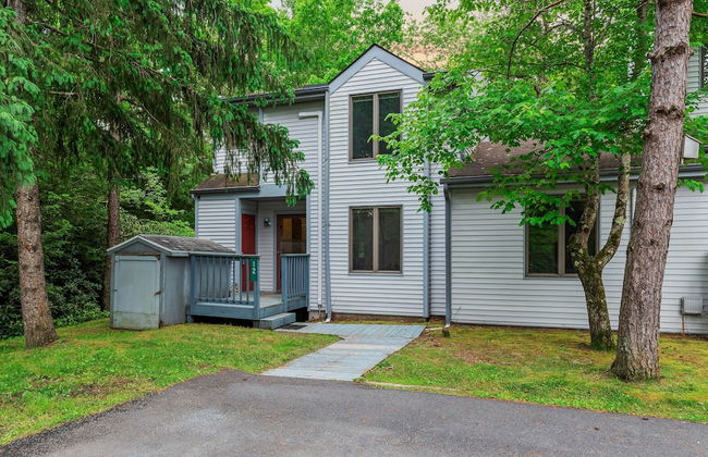Harmony Ridge by Avantstay Large Deck w Hot Tub Forest Views - Photo 42