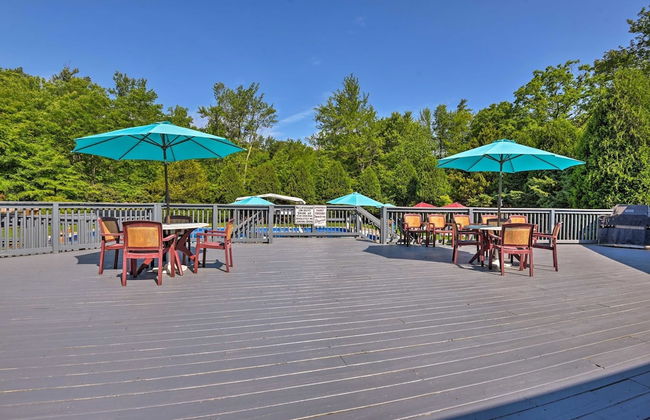 Harmony Ridge by Avantstay Large Deck w Hot Tub Forest Views - Photo 44