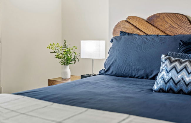 Harmony Ridge by Avantstay Large Deck w Hot Tub Forest Views - Photo 24