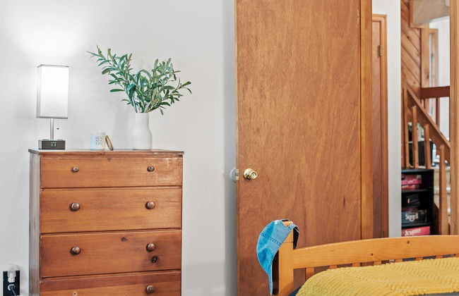 Harmony Ridge by Avantstay Large Deck w Hot Tub Forest Views - Photo 32