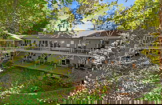 Foto 3 - Modern Masterpiece by Avantstay Waterfront Private Dock