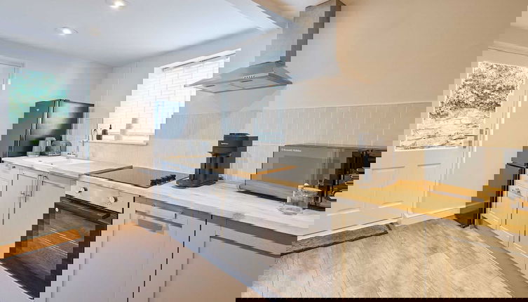 Foto 1 - Host Stay Raven s Nest Suite
